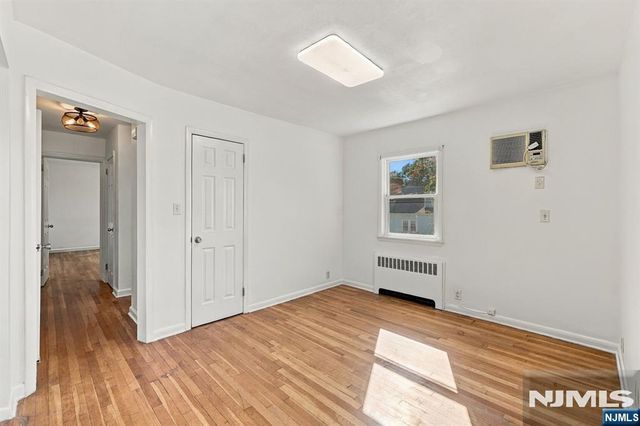 598 Elm Avenue, Ridgefield, NJ 07657