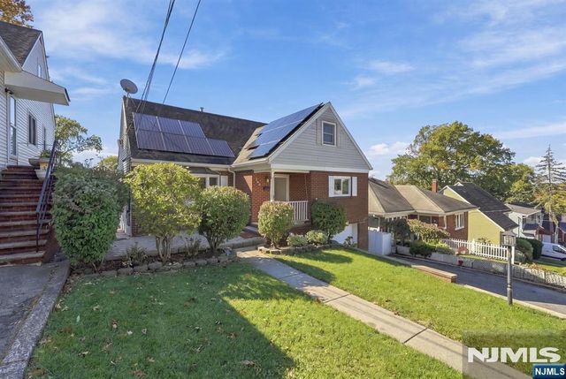 598 Elm Avenue, Ridgefield, NJ 07657