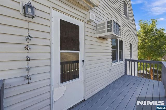 598 Elm Avenue, Ridgefield, NJ 07657