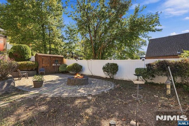 598 Elm Avenue, Ridgefield, NJ 07657
