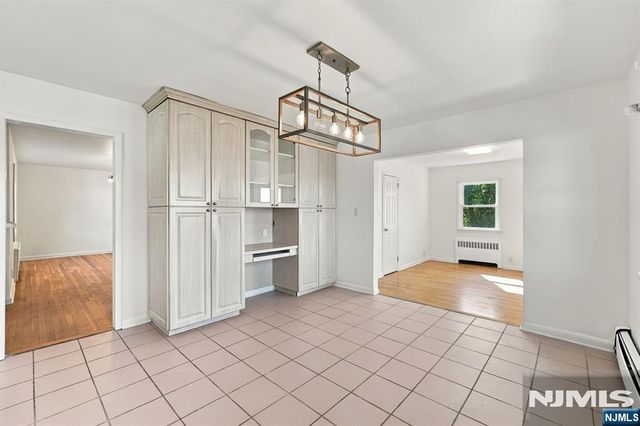 598 Elm Avenue, Ridgefield, NJ 07657