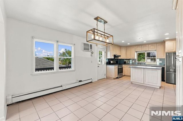 598 Elm Avenue, Ridgefield, NJ 07657