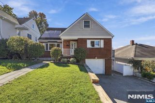 598 Elm Avenue, Ridgefield, NJ 07657