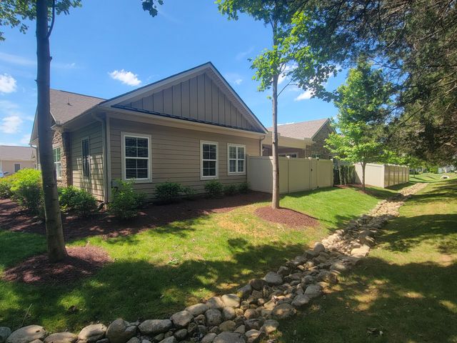 2535 Bridgeway St, Murfreesboro, TN 37128