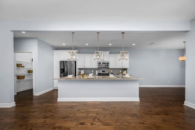 2535 Bridgeway St, Murfreesboro, TN 37128