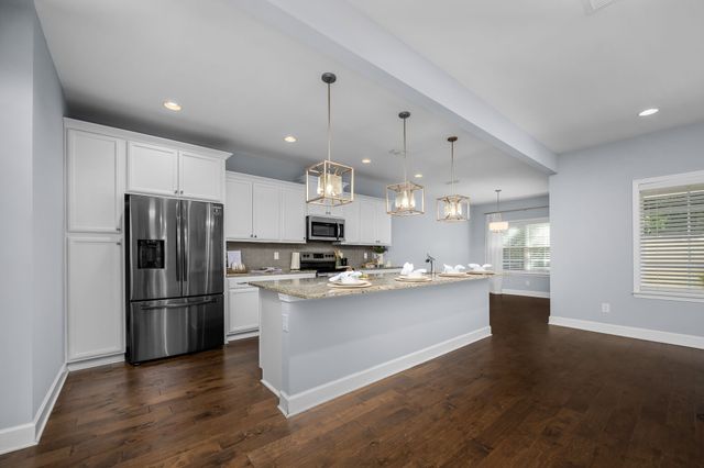 2535 Bridgeway St, Murfreesboro, TN 37128
