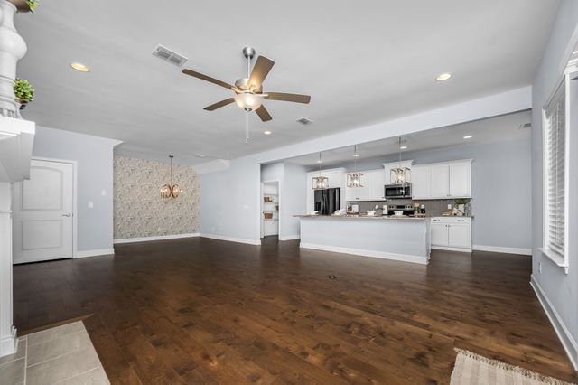 2535 Bridgeway St, Murfreesboro, TN 37128