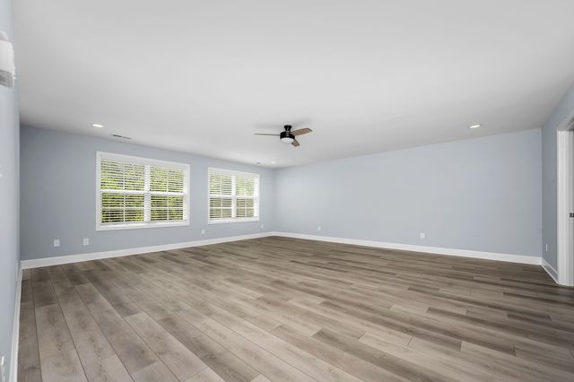 2535 Bridgeway St, Murfreesboro, TN 37128