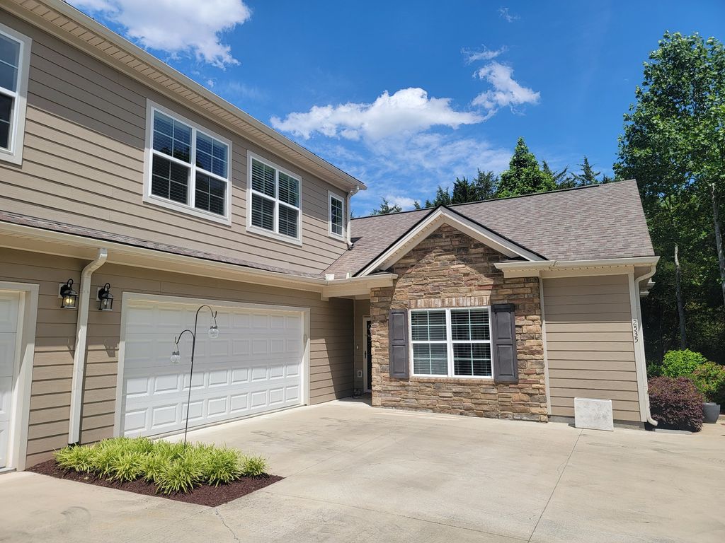 2535 Bridgeway St, Murfreesboro, TN 37128