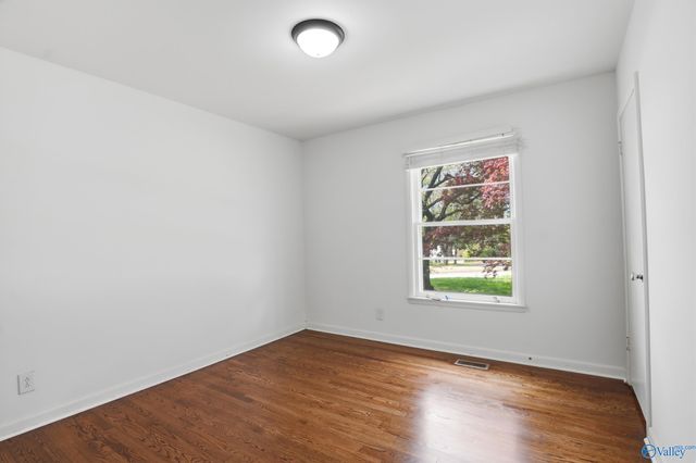 3904 Kenwood Drive NW, Huntsville, AL 35810