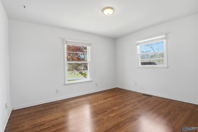 3904 Kenwood Drive NW, Huntsville, AL 35810