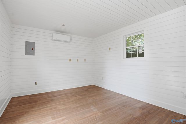 3904 Kenwood Drive NW, Huntsville, AL 35810