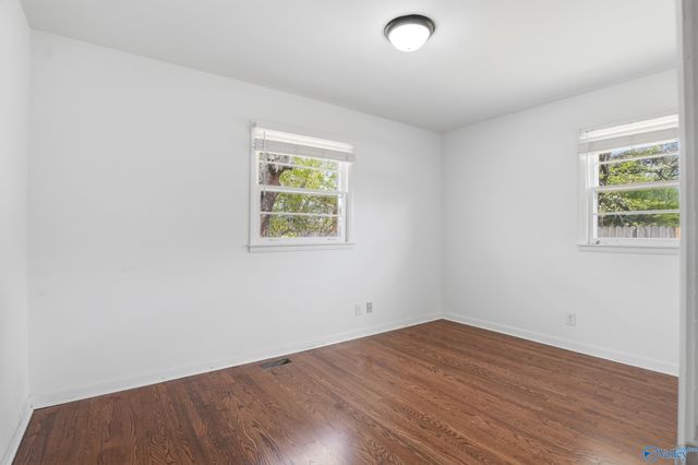 3904 Kenwood Drive NW, Huntsville, AL 35810