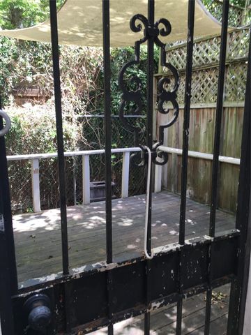 404 Hawthorne Street 1, Houston, TX 77006