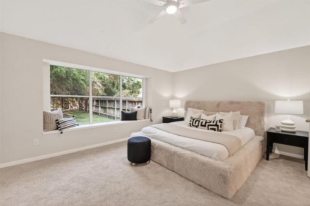 87 N Auburn Path Circle Drive, The Woodlands, TX 77382