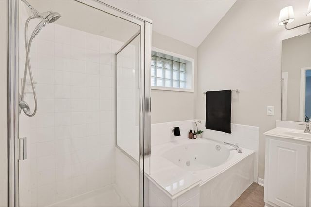 87 N Auburn Path Circle Drive, The Woodlands, TX 77382