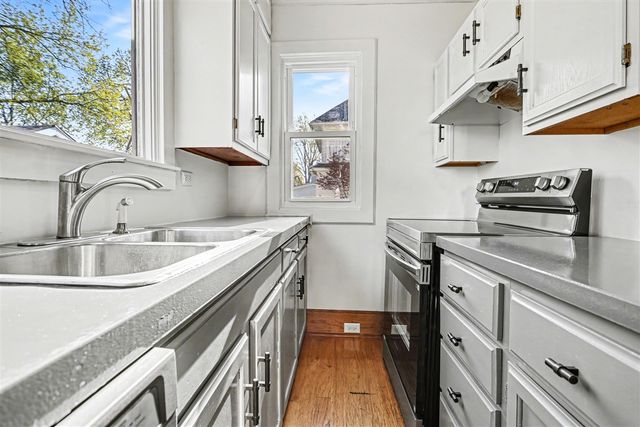 1227 Reycraft Drive, Kalamazoo, MI 49001