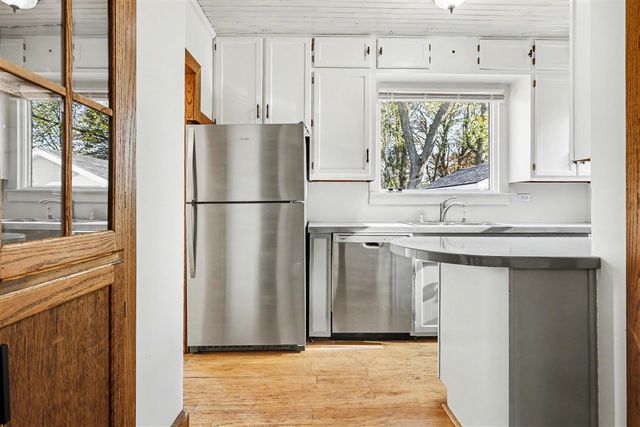 1227 Reycraft Drive, Kalamazoo, MI 49001