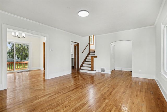 1227 Reycraft Drive, Kalamazoo, MI 49001