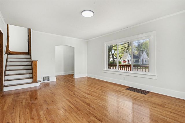 1227 Reycraft Drive, Kalamazoo, MI 49001