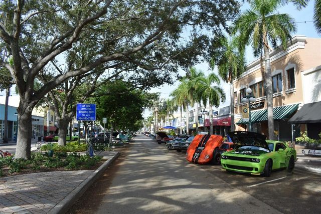 1049 Van Buren Street, Hollywood, FL 33019