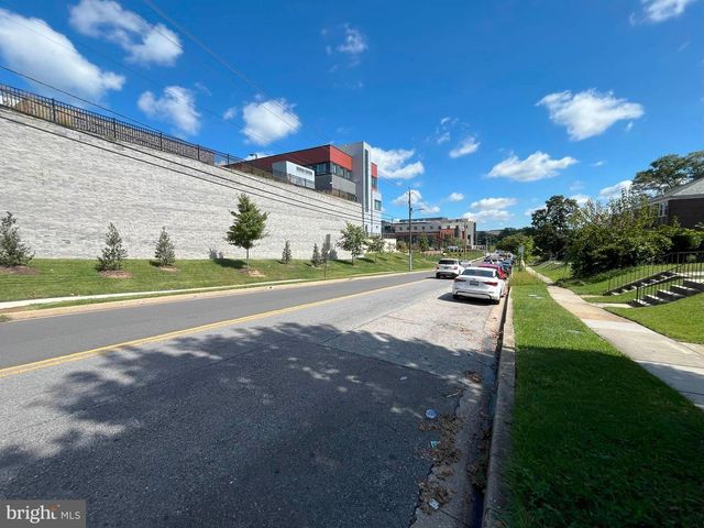1625 ARGONNE DR, Baltimore, MD 21218