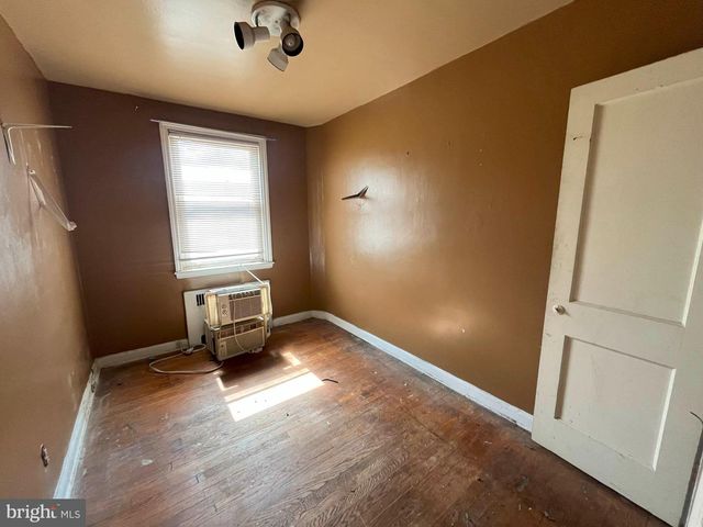 1625 ARGONNE DR, Baltimore, MD 21218