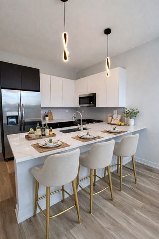 6513 S Langley Avenue 1, Chicago, IL 60637