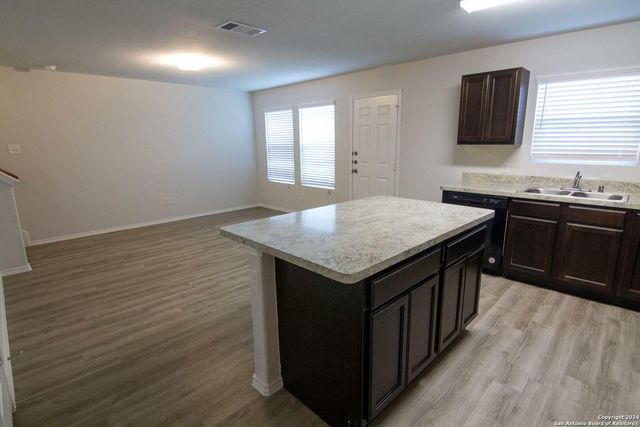 10610 Apple Pie Road, San Antonio, TX 78224
