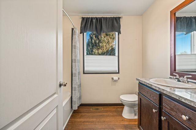 3856 S Tanager LANE, Billings, MT 59102