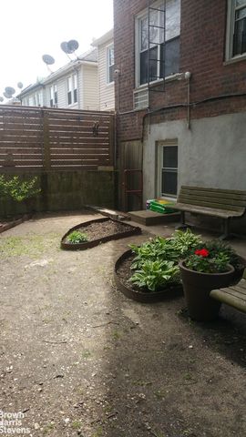 5015 39th St Apt 1F, New York City, NY 11104