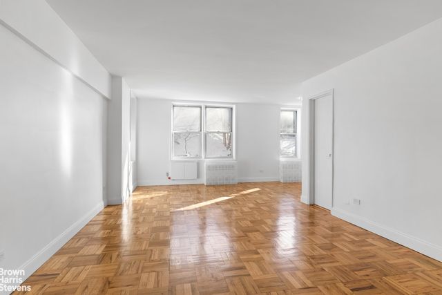 5015 39th St Apt 1F, New York City, NY 11104