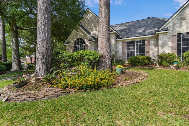 19703 Clear Glen Drive, Humble, TX 77346