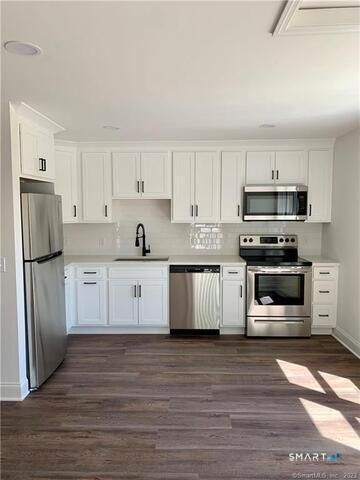 421-AB Shelton Road, Trumbull, CT 06611