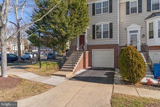 25450 UPPER CLUBHOUSE DR, Chantilly, VA 20152