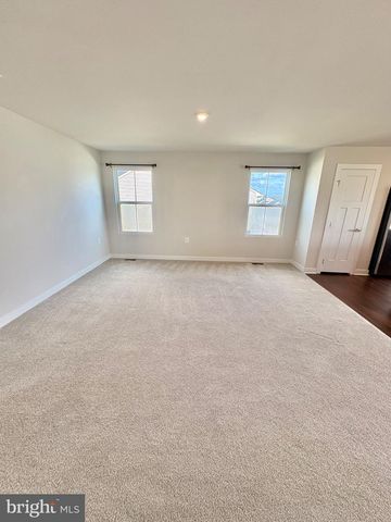 73 PERSPECTIVE PL, Hedgesville, WV 25427