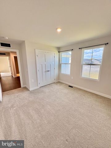 73 PERSPECTIVE PL, Hedgesville, WV 25427