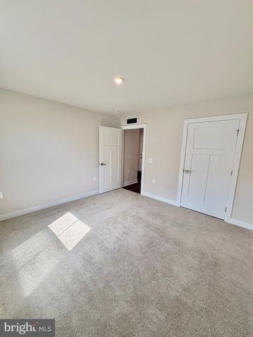 73 PERSPECTIVE PL, Hedgesville, WV 25427