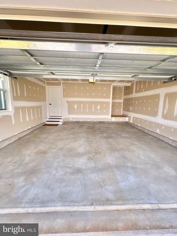 73 PERSPECTIVE PL, Hedgesville, WV 25427