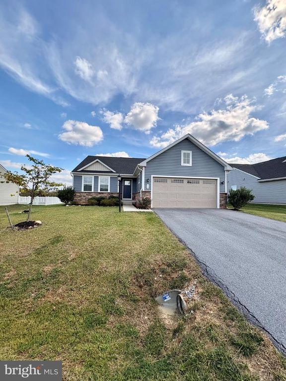 73 PERSPECTIVE PL, Hedgesville, WV 25427