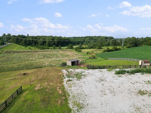 10 Mount Zion Road NW, Lancaster, OH 43130