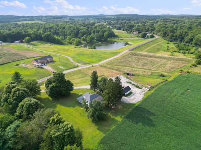 10 Mount Zion Road NW, Lancaster, OH 43130