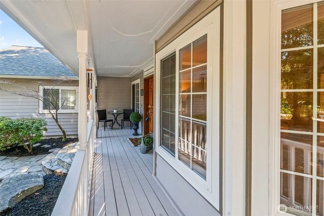 2016 Golden Maples Court NW, Olympia, WA 98502