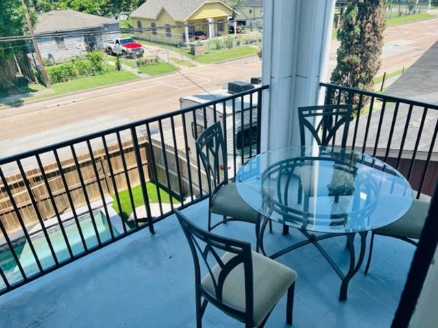 1518 Tarley Street, Houston, TX 77009