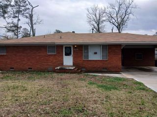 1616 W 32nd Avenue, Pine Bluff, AR 71603