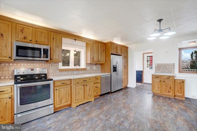 12982 GLEN VALLEY RD, Glen Rock, PA 17327