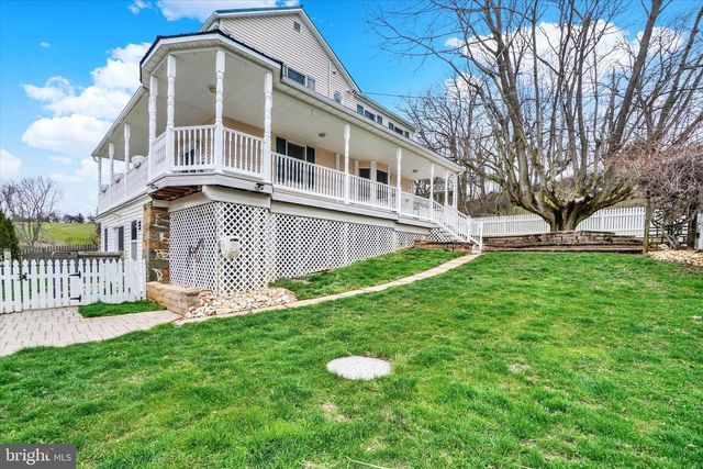 12982 GLEN VALLEY RD, Glen Rock, PA 17327