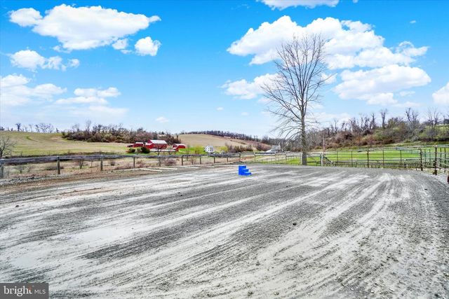 12982 GLEN VALLEY RD, Glen Rock, PA 17327
