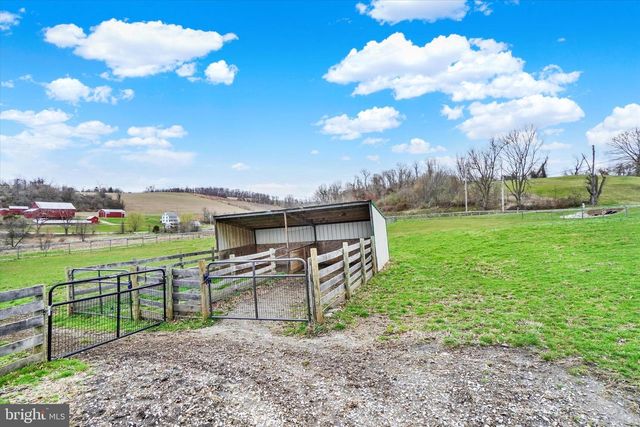 12982 GLEN VALLEY RD, Glen Rock, PA 17327