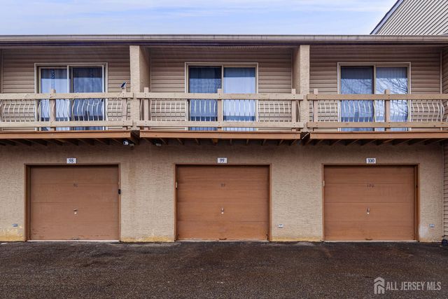 99 Kelly Drive, Edison, NJ 08820